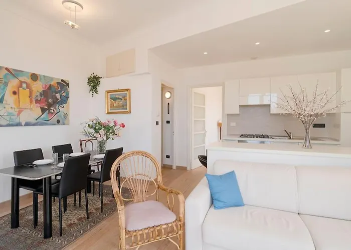 Sea View - 2 Bedrooms Lejlighed *