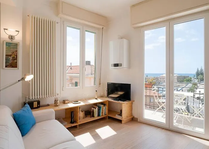 Sea View - 2 Bedrooms Appartement *